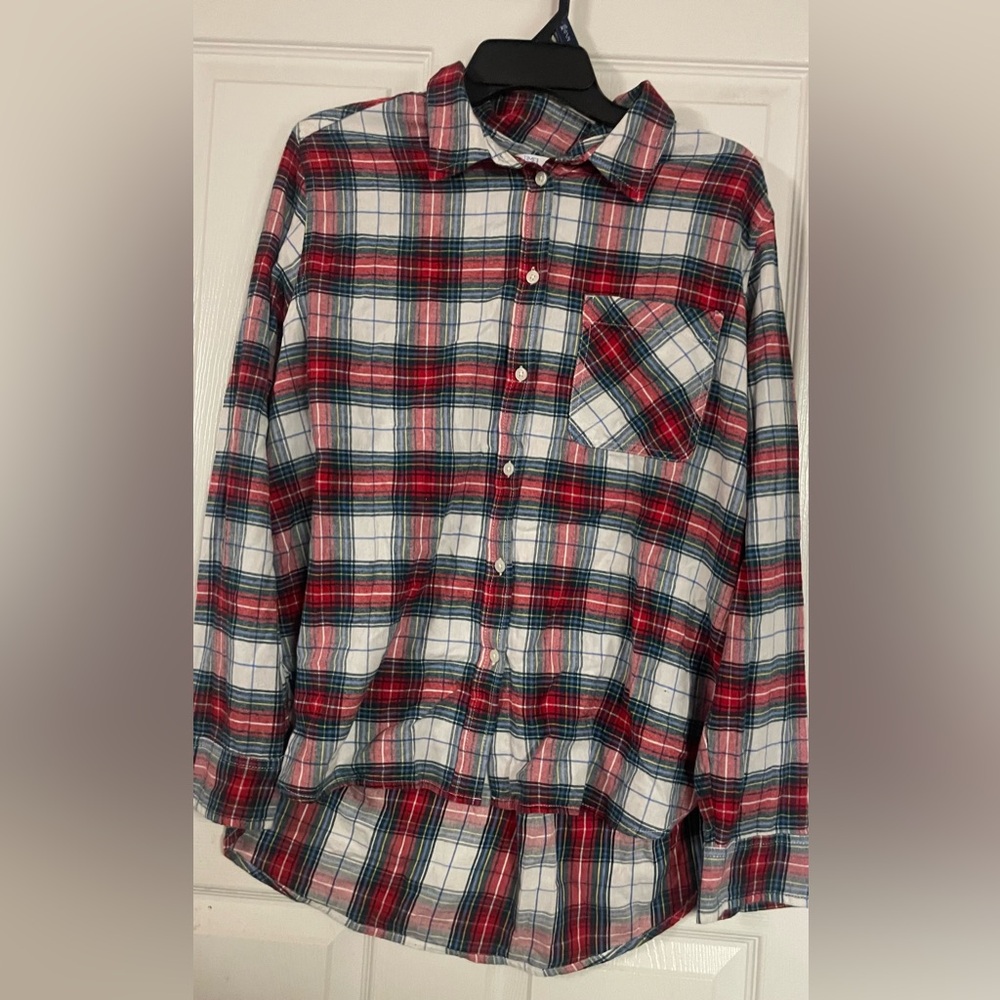 Time and Tru Women’s Plaid Long-Sleeved Button-Up Shirt! NWT! Size Large (12-14)